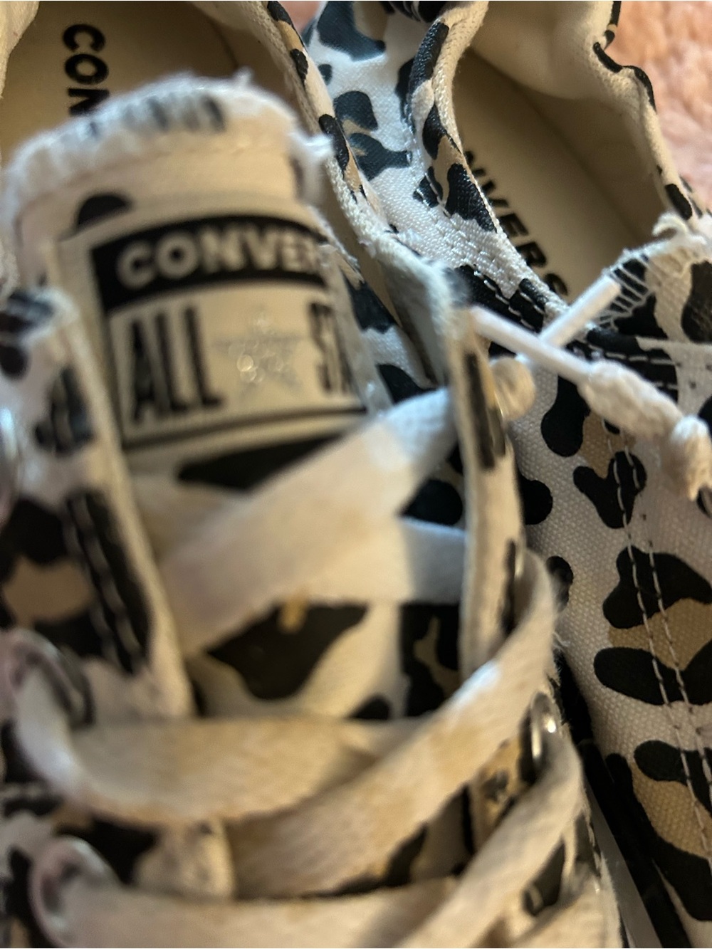 Converse Low Top Canvas Sneakers in Leopard Print EXCELLENT CONDITION - Picture 6 of 13
